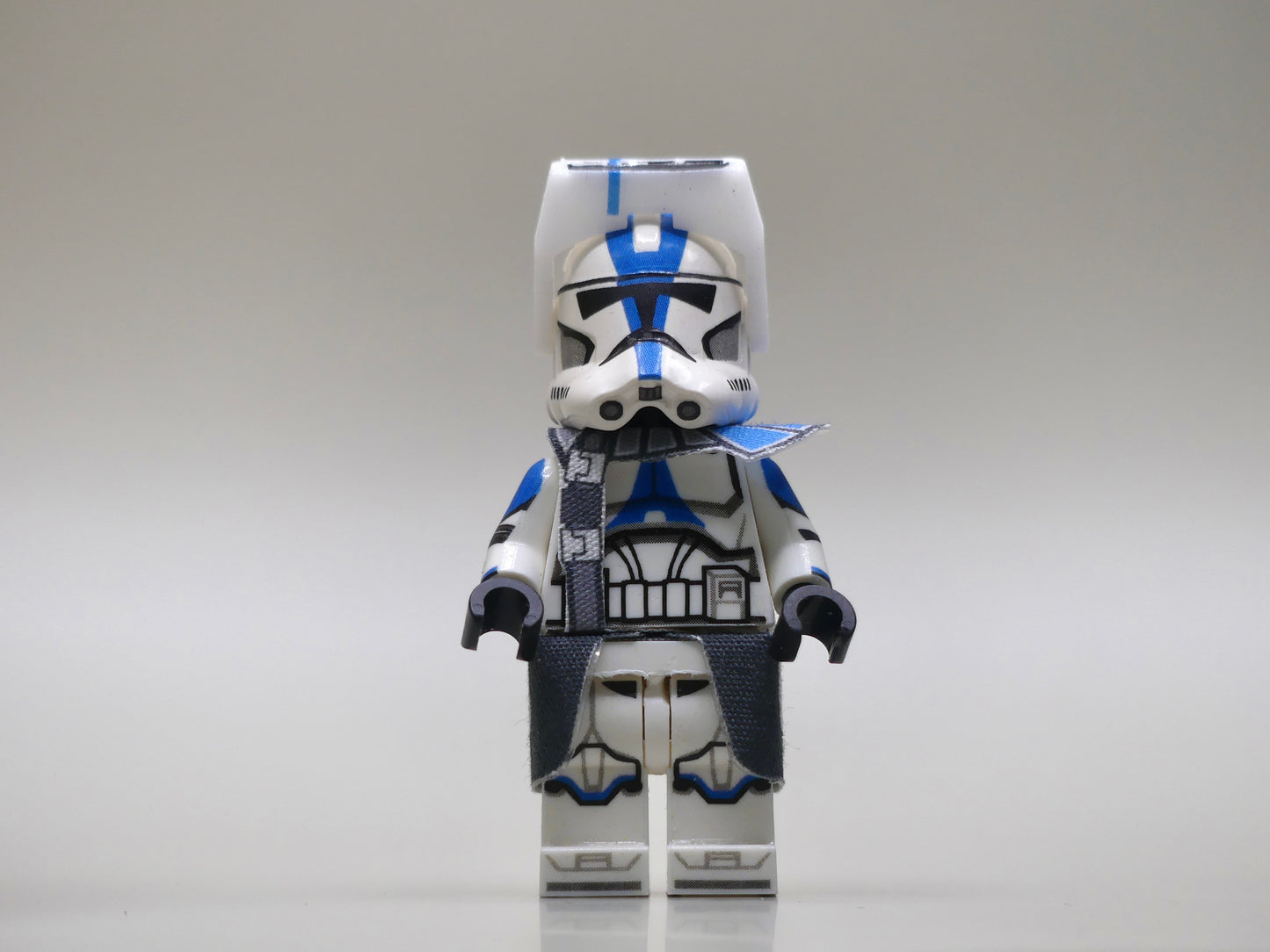501st Commander Bow P2 180°